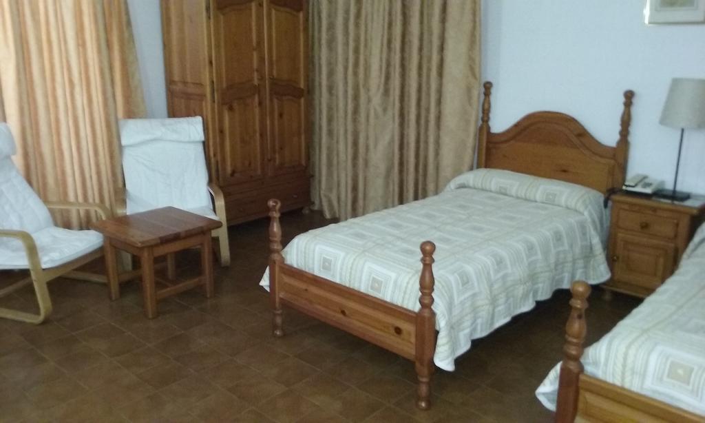 Hotel La Masia Portbou Eksteriør bilde