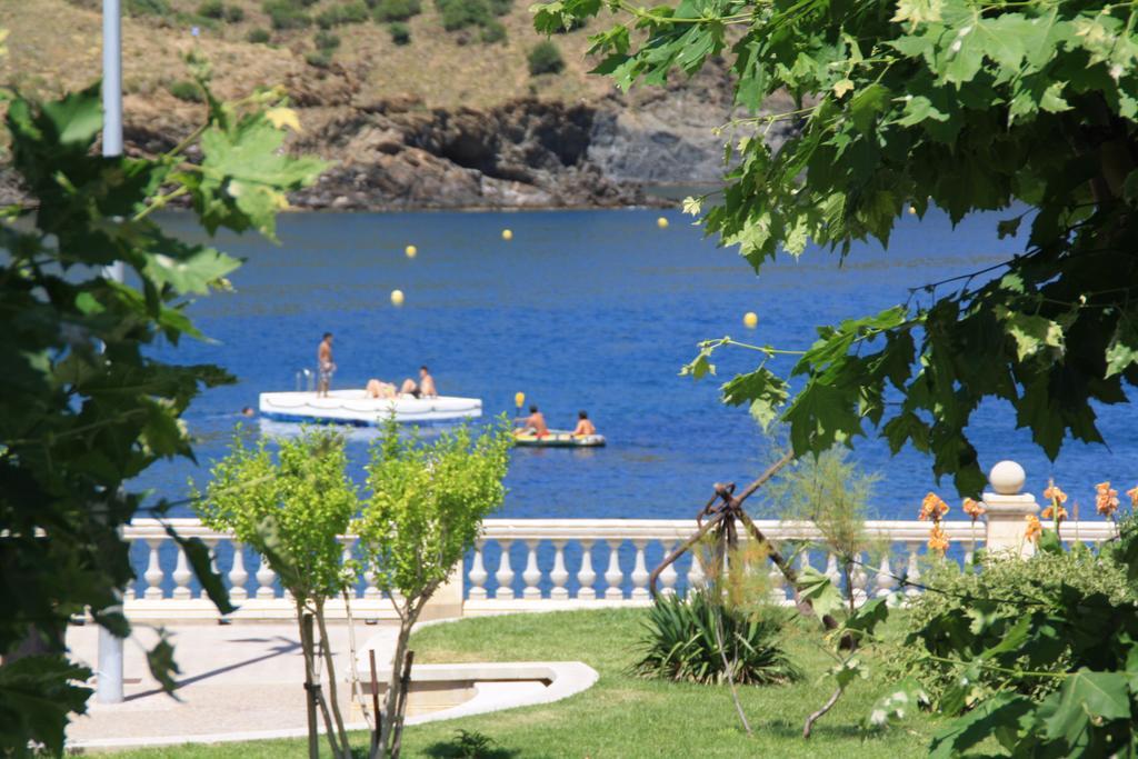 Hotel La Masia Portbou Eksteriør bilde